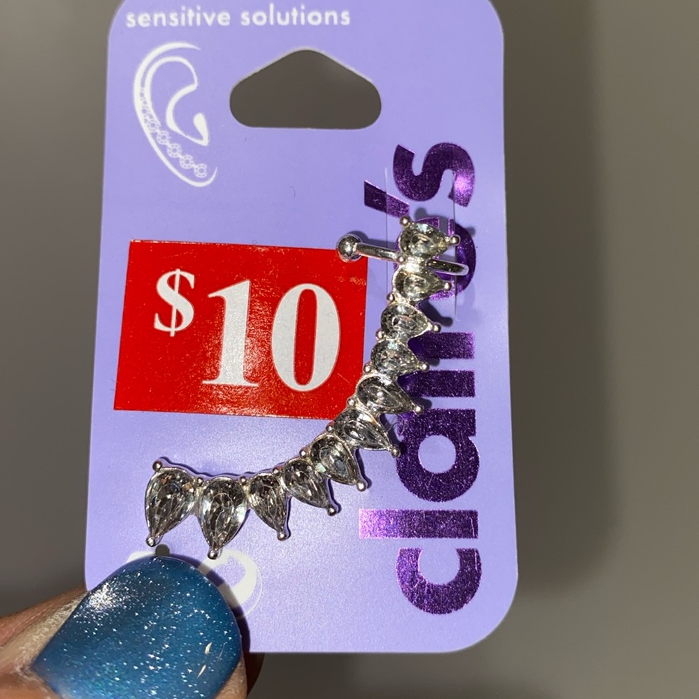Claire's Silver Ear Cuff